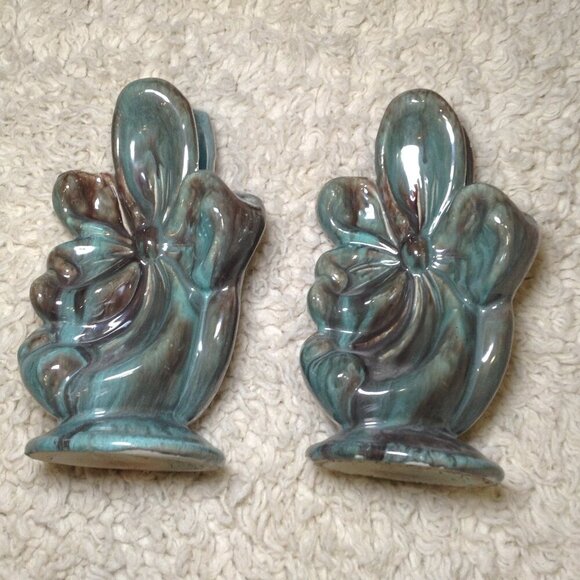 VINTAGE/ANTIQUE Gonder, Zanesville, OH Magnolia Vases; Avant Garde, Classic, MCM - Picture 1 of 6